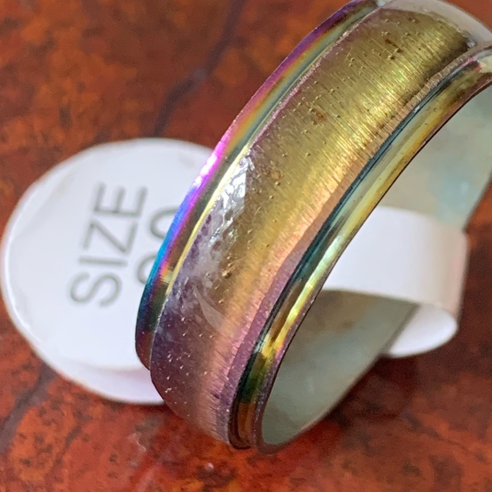 Cats eye look ring size 10